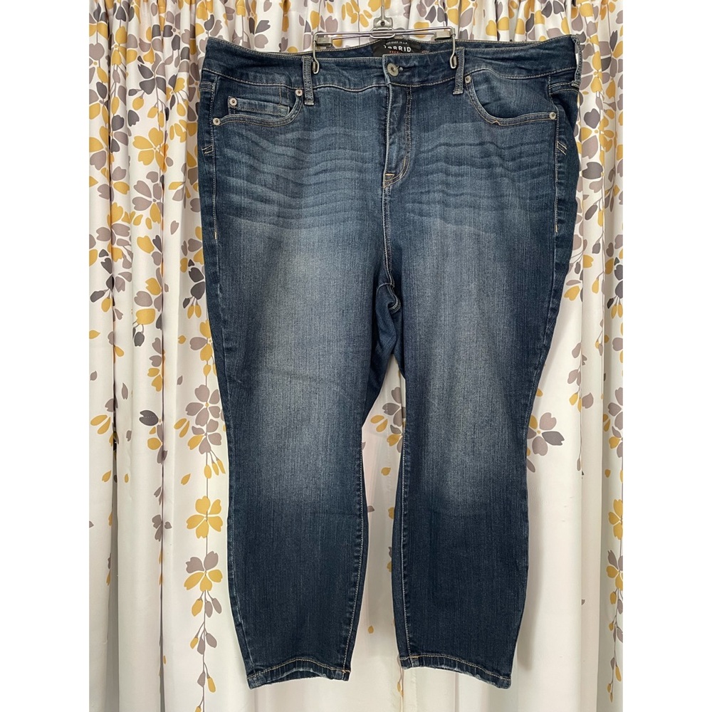 Torrid high-rise curvy skinny jeans, 20 xtra short